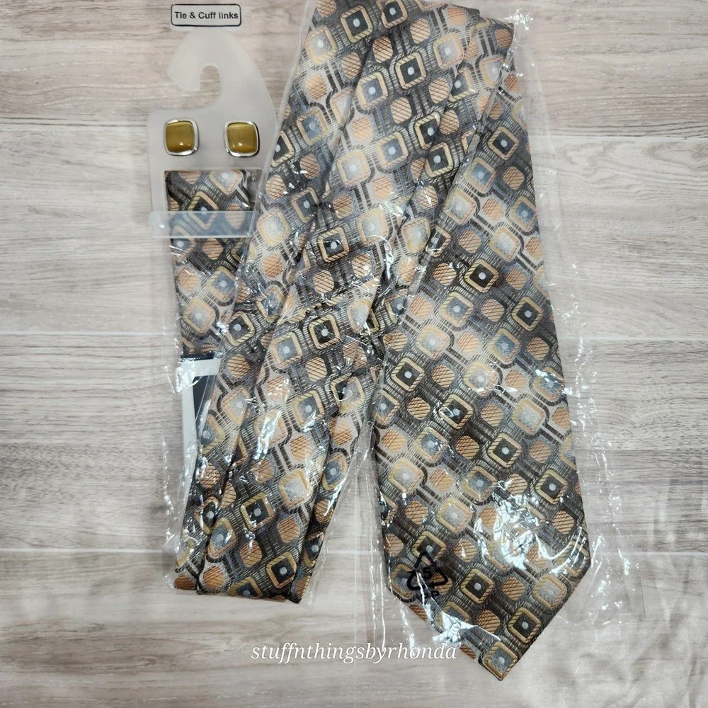 New With Tags‎ Bergamo New York Men's Necktie & Cufflinks Geometric Tie 56